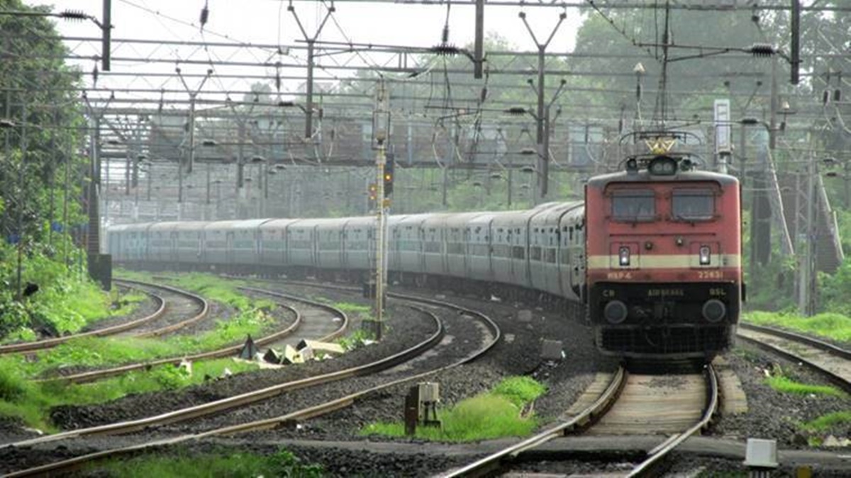 Indian Railways’ revenue up 38% till August-end
