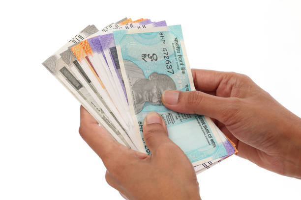 Bank deposits show an interesting trend Rise, fall and then rise again