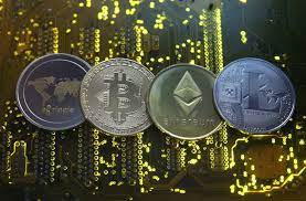 Crypto industry fears contagion as bitcoin slips under Dollar 20,000
