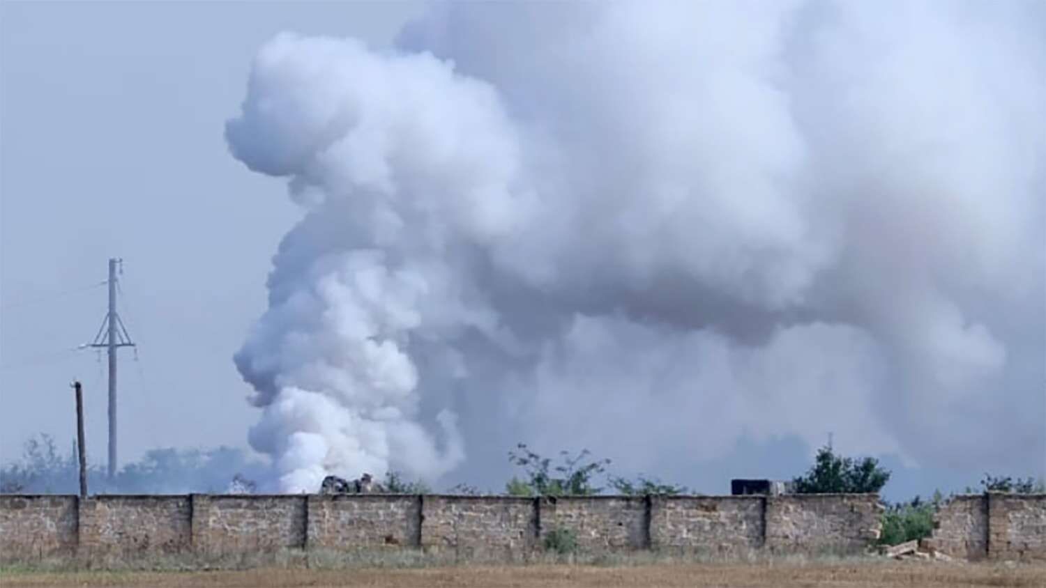 New blasts rock Russian sites in annexed Crimea