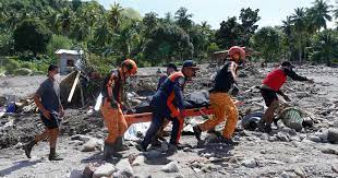 Philippine storm victims feared tsunami, ran toward mudslide