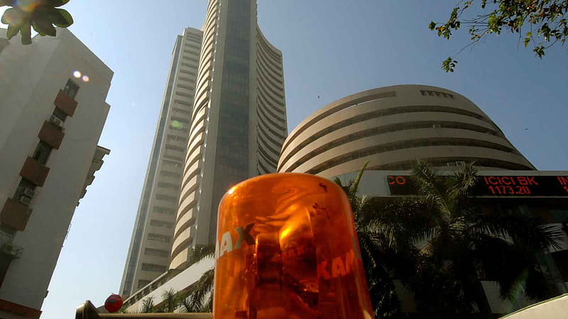 Nifty, Sensex snap 5-day losing streak as US jobs data sparks optimism; all eyes on RBI