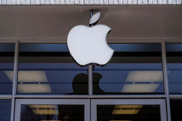 Apple posts highest-ever quarterly earnings with record $123.9 billion in sales