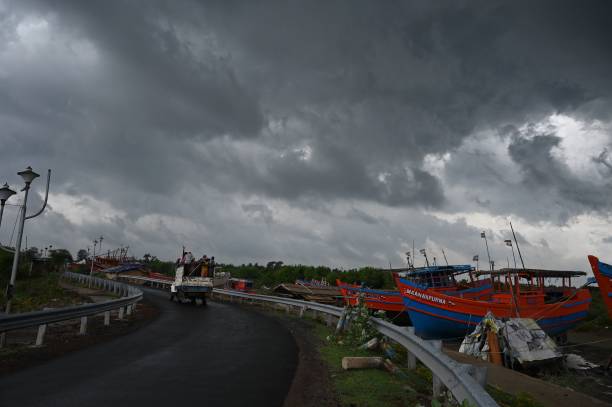Cyclone Yaas likely to make landfall by noon