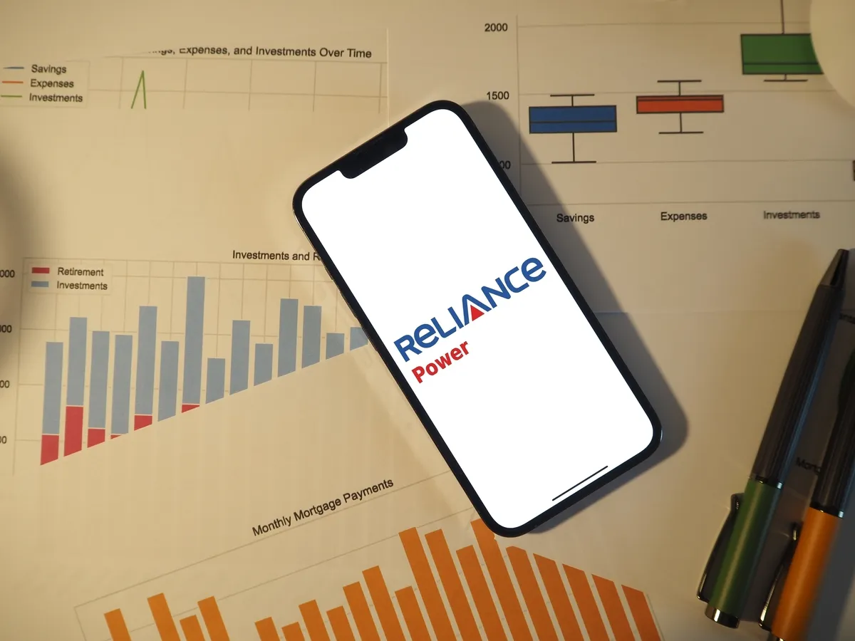 Reliance Power stock crashes to 5% lower circuit, still in overbought zone