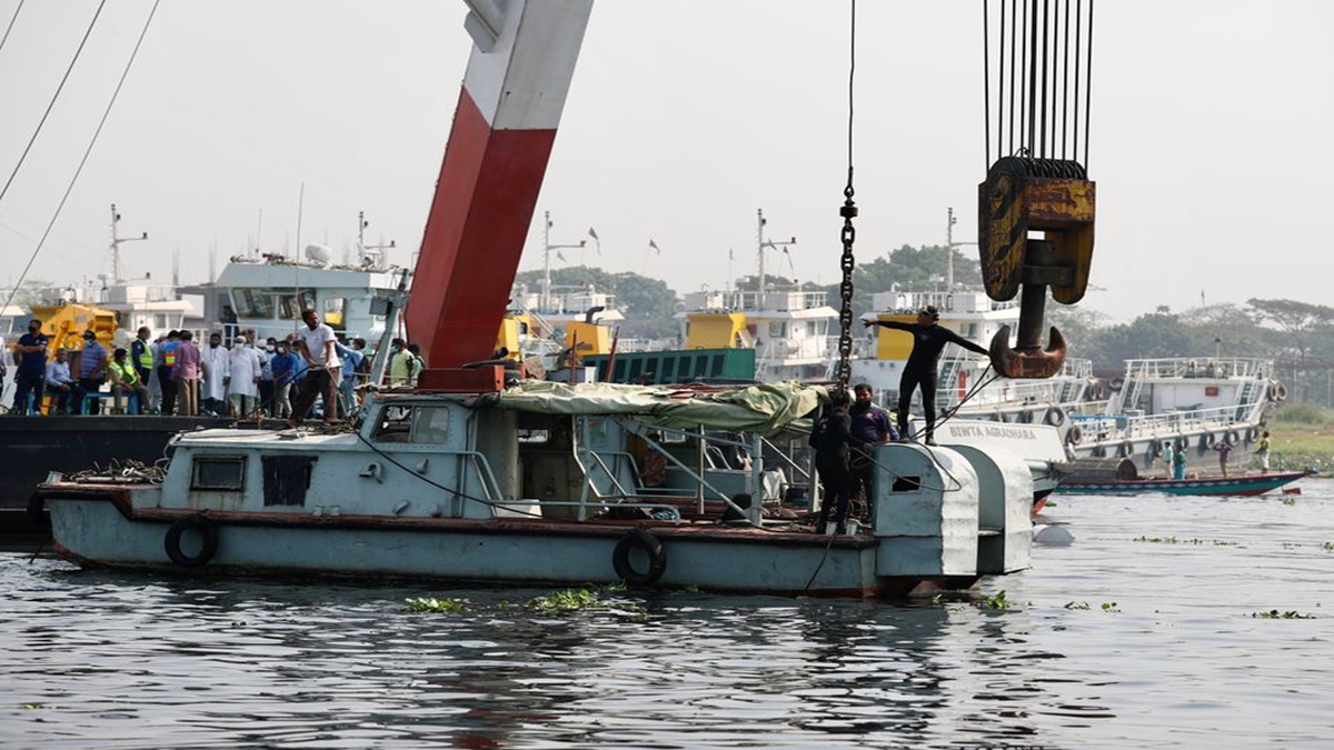 Bangladesh ferry accident kills 24, dozens missing