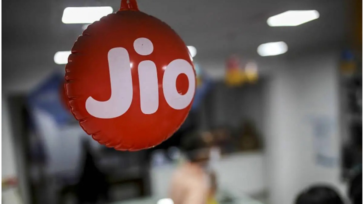 RJio to rollout 5G deploying non-standalone technology