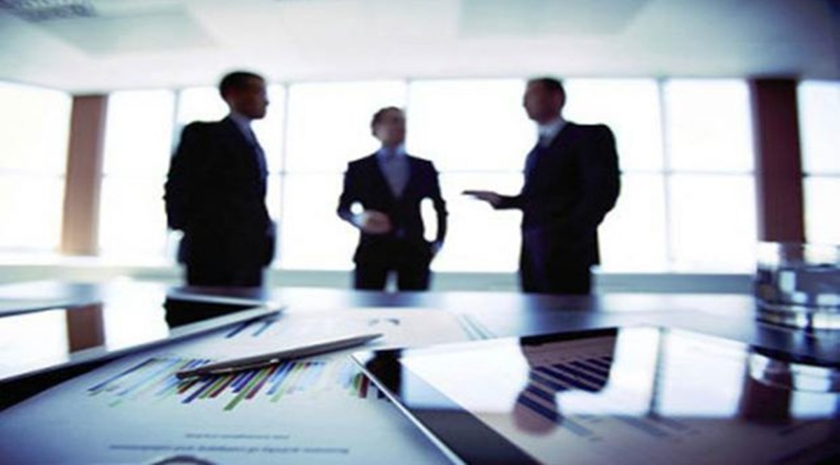 Big Law sees key shift as lawyers tilt towards corporate jobs