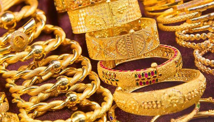 Gold price trade sideways. Should you buy on dips