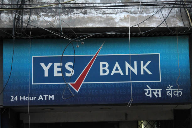 Yes Bank share rises ahead of Q1FY23 results. Should you buy, sell or ...