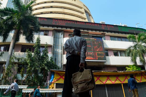 M-cap of eight of top 10 valued companies tank over Rs1.38 lakh crore