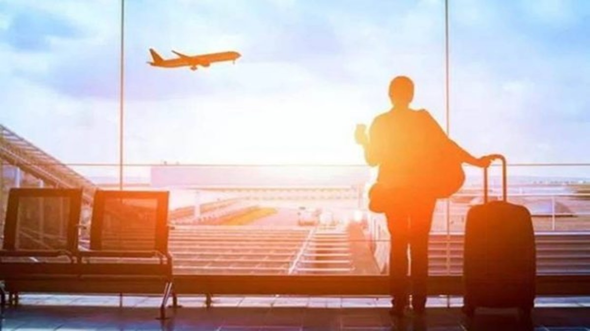 Travel companies line up offers to cash in on long weekend