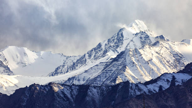 Over 100 virus cases on Mount Everest despite Nepal denials