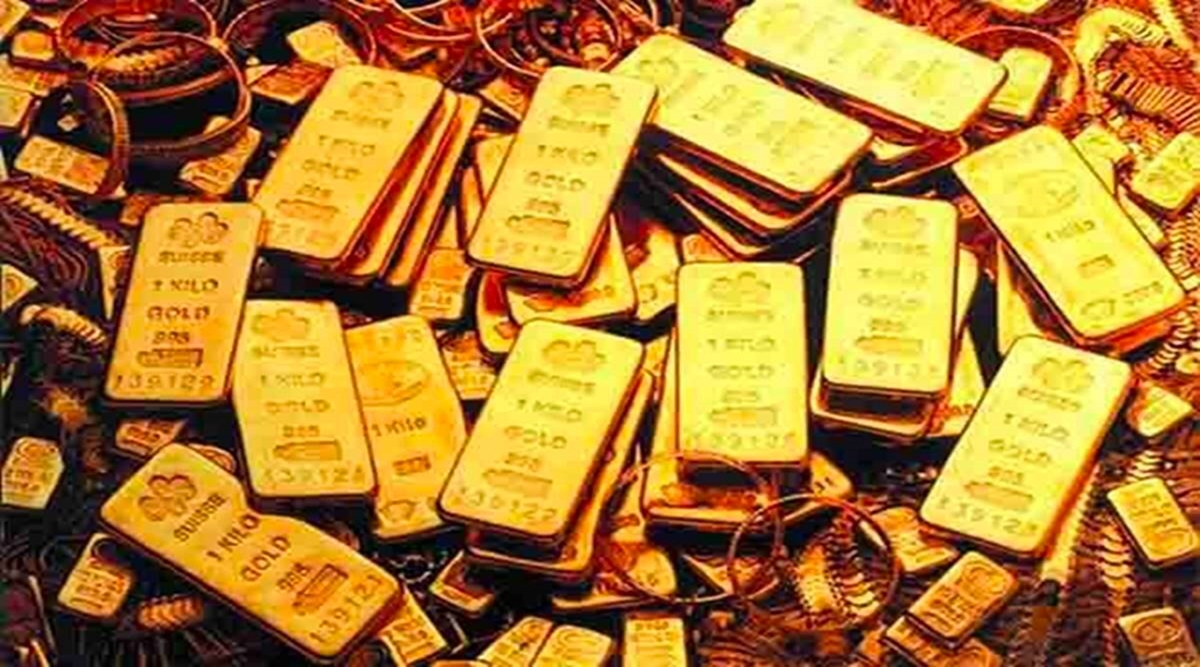 Gold Price Today, 15 Dec 2022: Prices fall as dollar rebounds amid hawkish US Fed cues; traders eye ECB, BoE