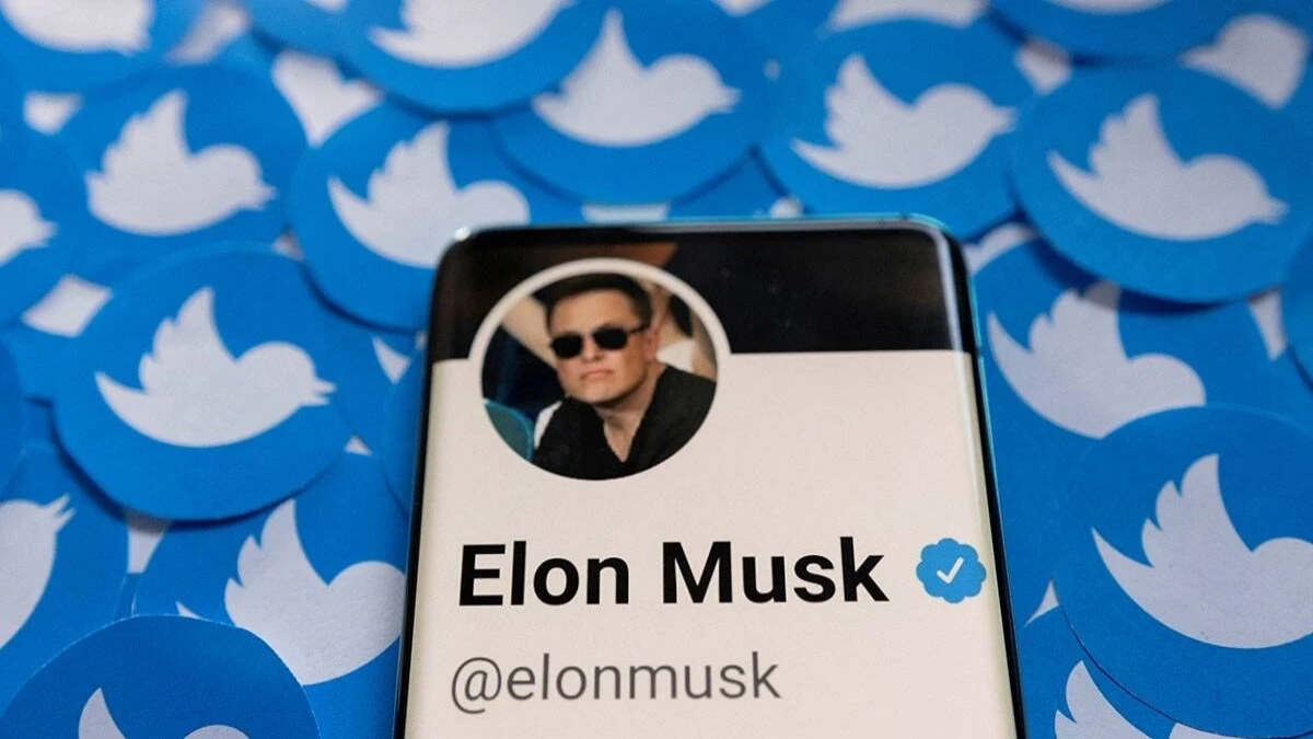 Elon Musk says Twitter should feel faster after server architecture changes