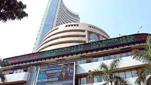 Share Market LIVE: Sensex falls 500 pts, Nifty near 16550; Titan, Infosys, HDFC top losers, down 2%