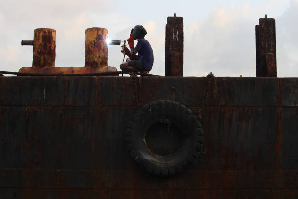 S&P slashes India's GDP growth forecast to 9.8% for this FY22 