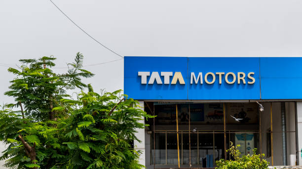 Tata Motors stock snaps three-day fall as Nomura sees nearly 14% upside