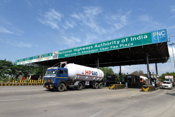 New toll plaza rules No toll tax to be paid if wait time exceeds 10 seconds