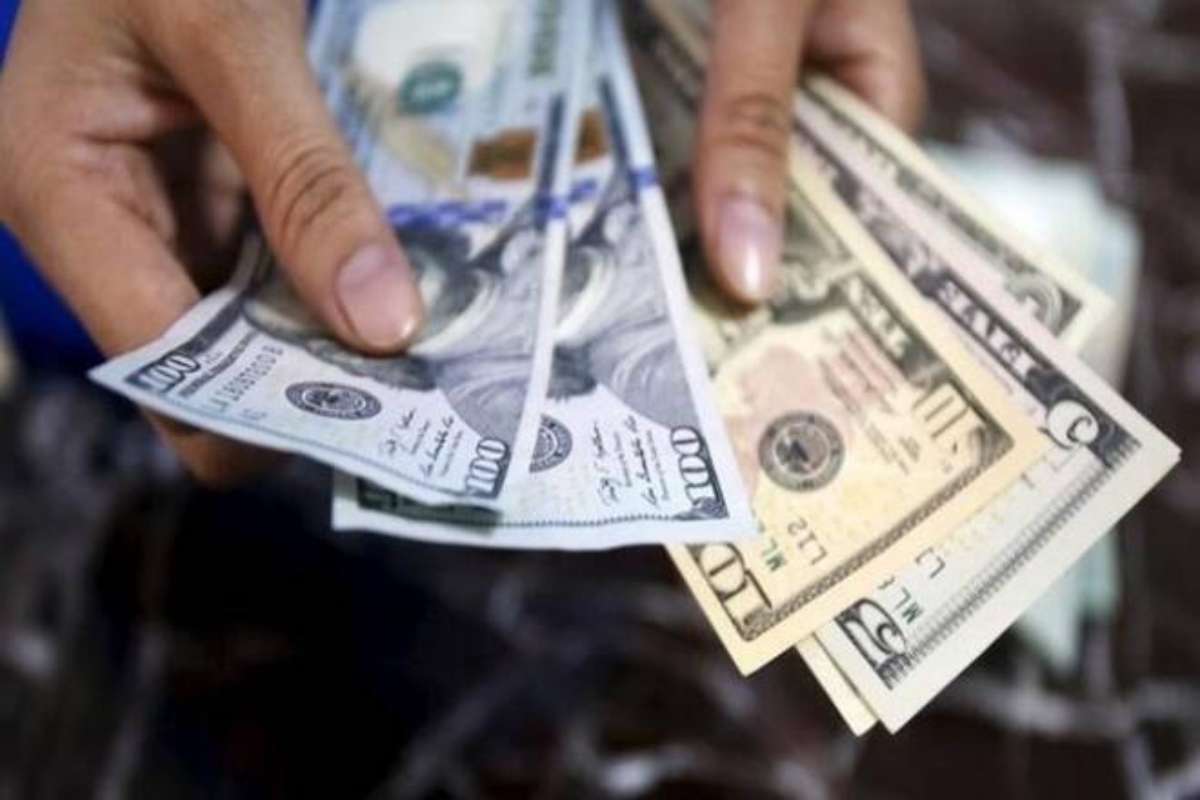 Asset revaluation: Forex reserves top Dollar 600-billion mark