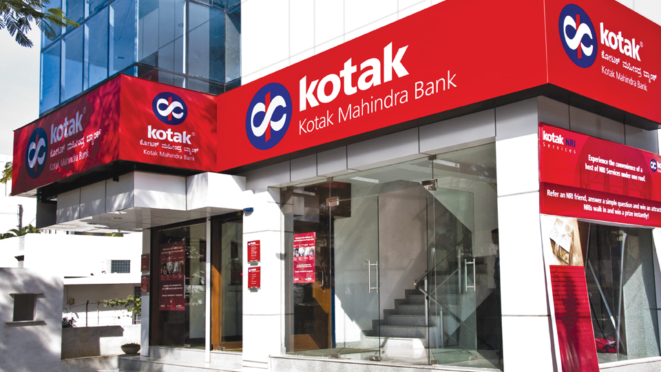 Kotak Mahindra Bank shares sink 5% on muted Q1 show; should you buy, sell, or hold?