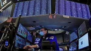 Wall Street Markets Wrap: S&P 500 ends below 4,000 for 1st time since March 2021; growth shares lead decline