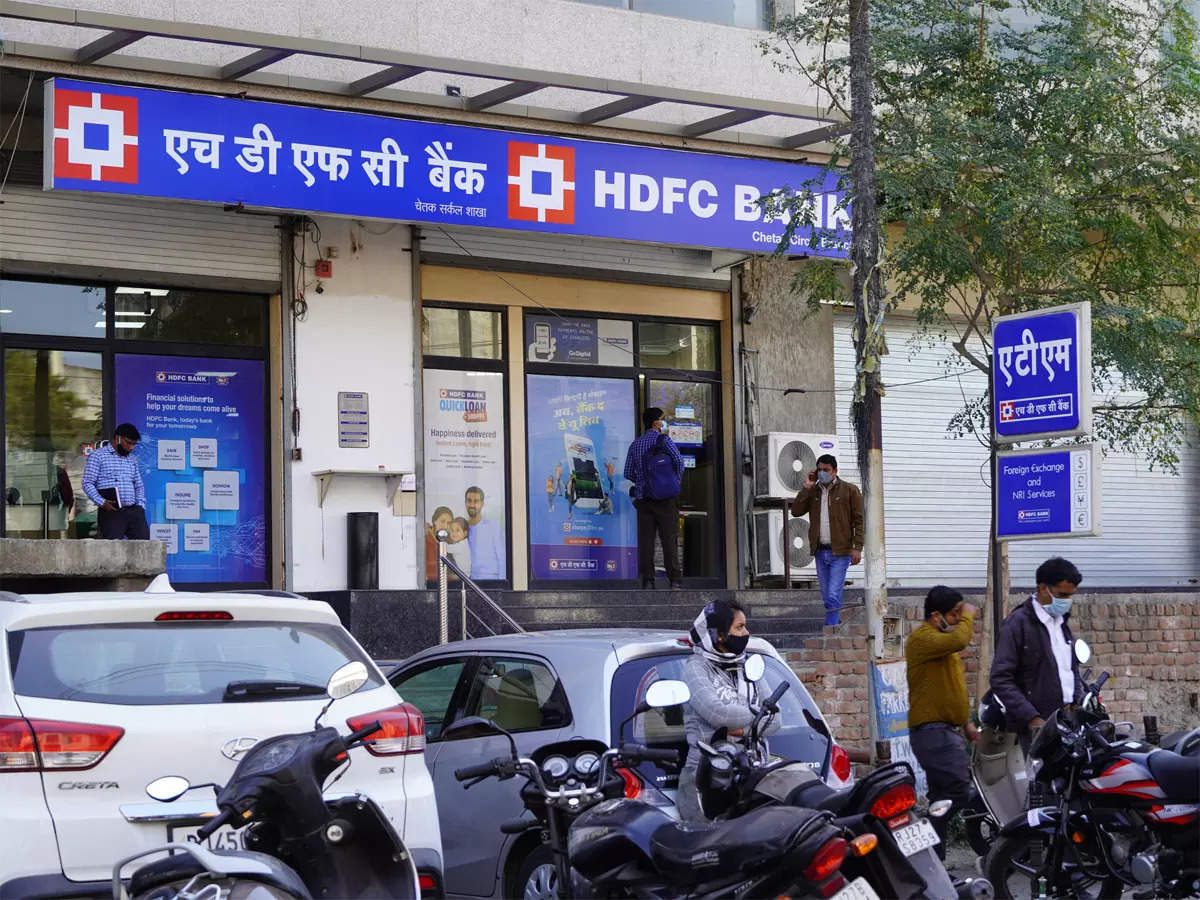 India’s largest private lender, HDFC Bank, plots path to double retail loans   