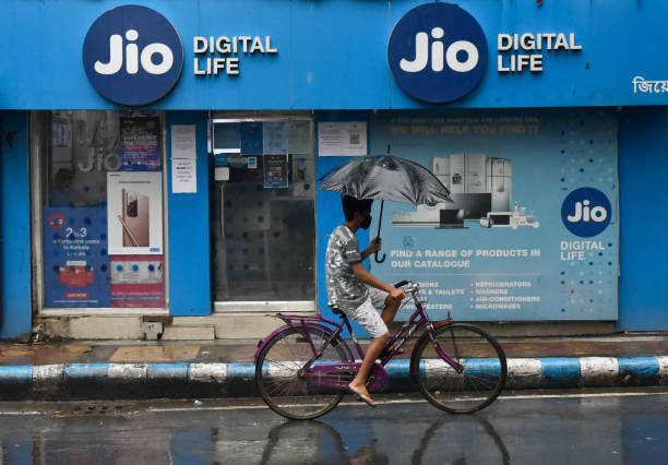 Reliance JioFiber broadband plans for small businesses start at Rs901: Details here