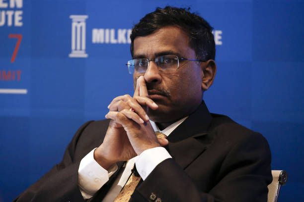 Limaye says no to 2nd term; new CEO to steer NSE’s IPO