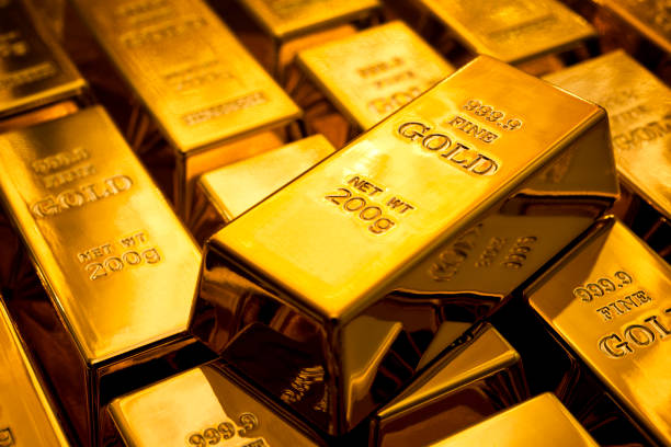 Record High: Gold continues to gain for seventh straight session; silver too hits fresh peak