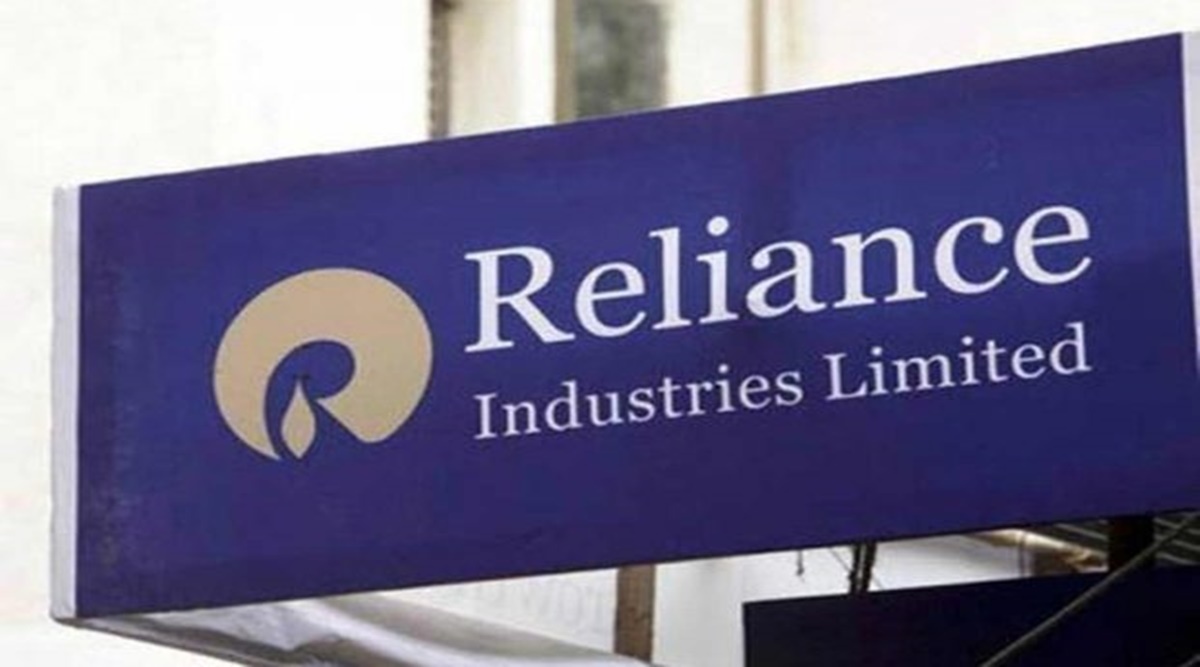 Reliance net profit zooms 46% in Q1, but misses esti