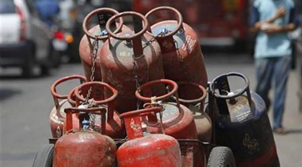 Govt to release extra Rs 20K-cr to oil retailers as LPG subsidy