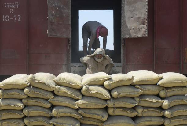 Cement production falls 5.5% in February