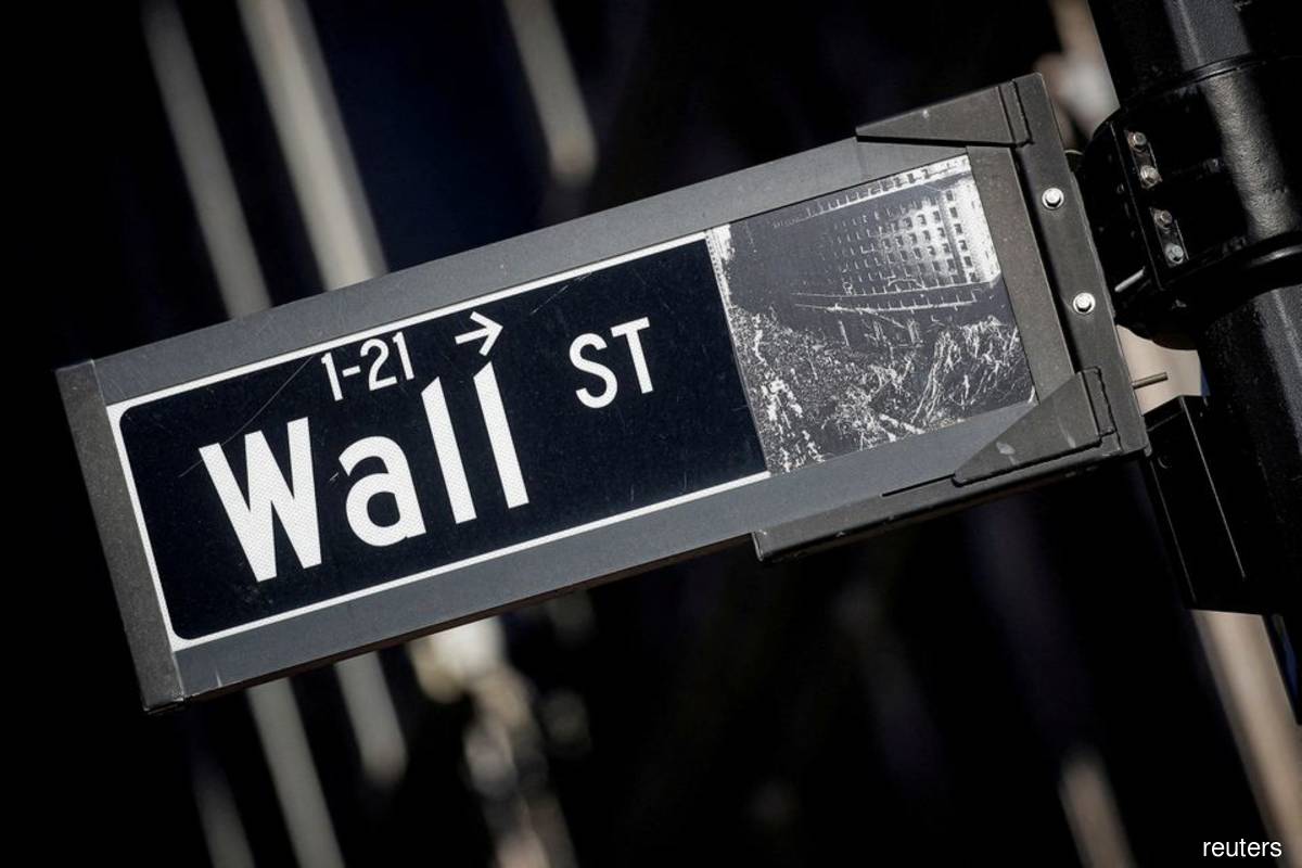 US Stocks: Wall Street ends busy post-summer session in the red