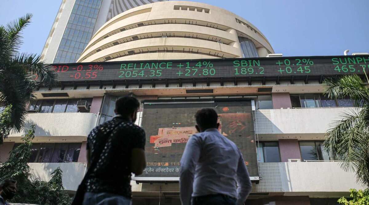 Sensex, Nifty open in green on Wednesday, Jan 18; Tata Metaliks shares rise 1%, ICICI Lombard shares fall 6%