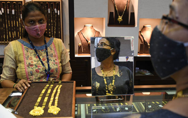 Bank of England to OPEC meeting: Top 5 triggers for gold price in near term