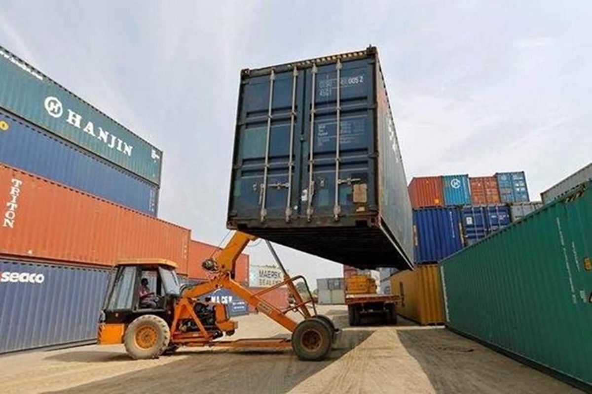 Govt to widen crackdown on low-grade imports; Move to hurt Chinese suppliers the most