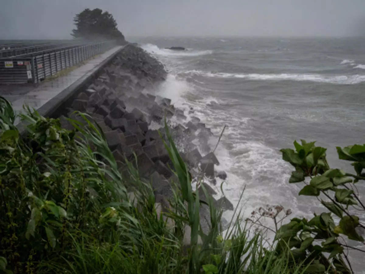 Powerful typhoon Nanmadol pounds southern Japan thousands evacuated   
