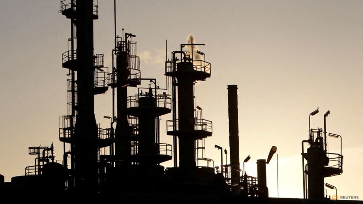 Oil falls from one-month high on OPEC+ supply plans, US fuel inventory surge