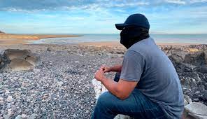 Exile, silence or arrest  Russian celebrities against Ukraine war have no good choices