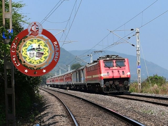 Railway min flags off Hirakhand Express with LHB coaches