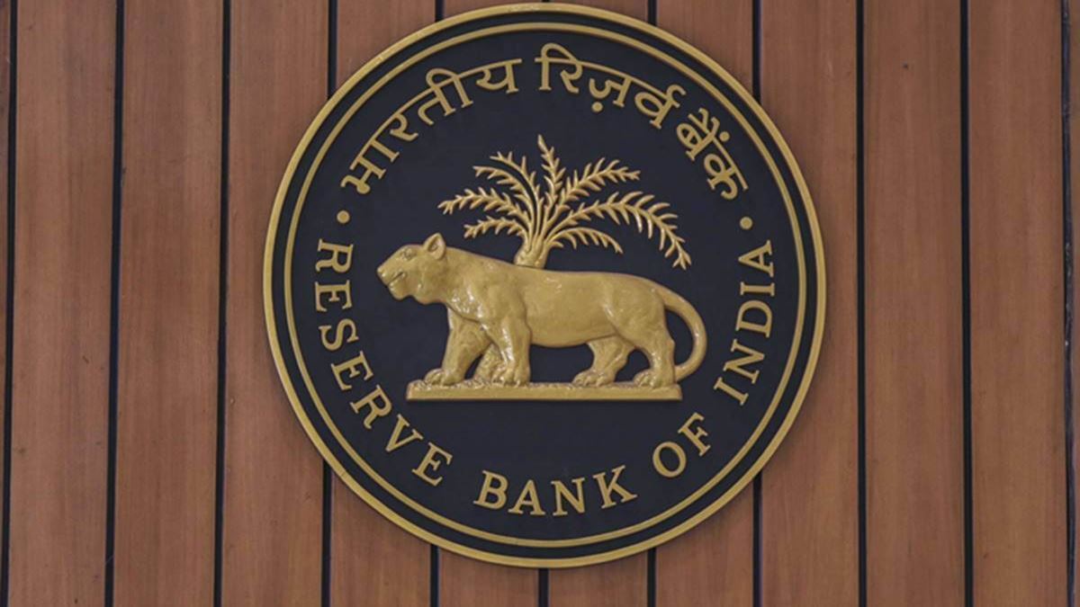 RBI Monetary Policy: MPC to hike repo rate by 35-50 bps; global recession may risk growth forecast