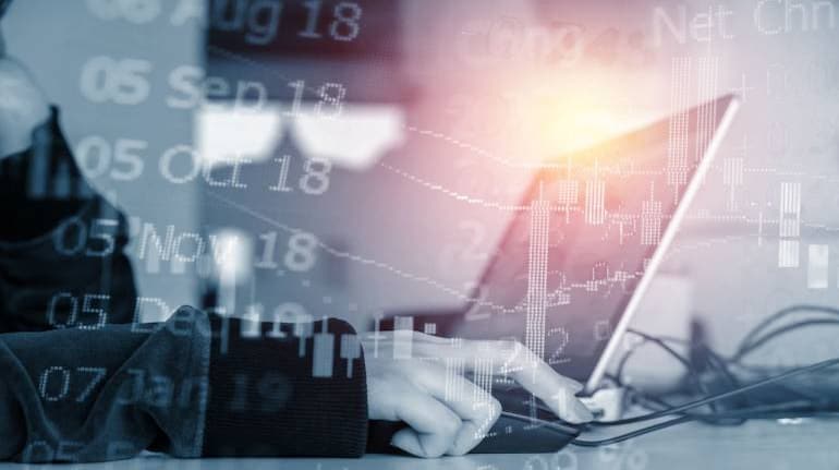 Nifty offering fresh buying opportunity, heading to 18300; BFSI, Capital Goods, PSU, IT, Metal stocks in focus