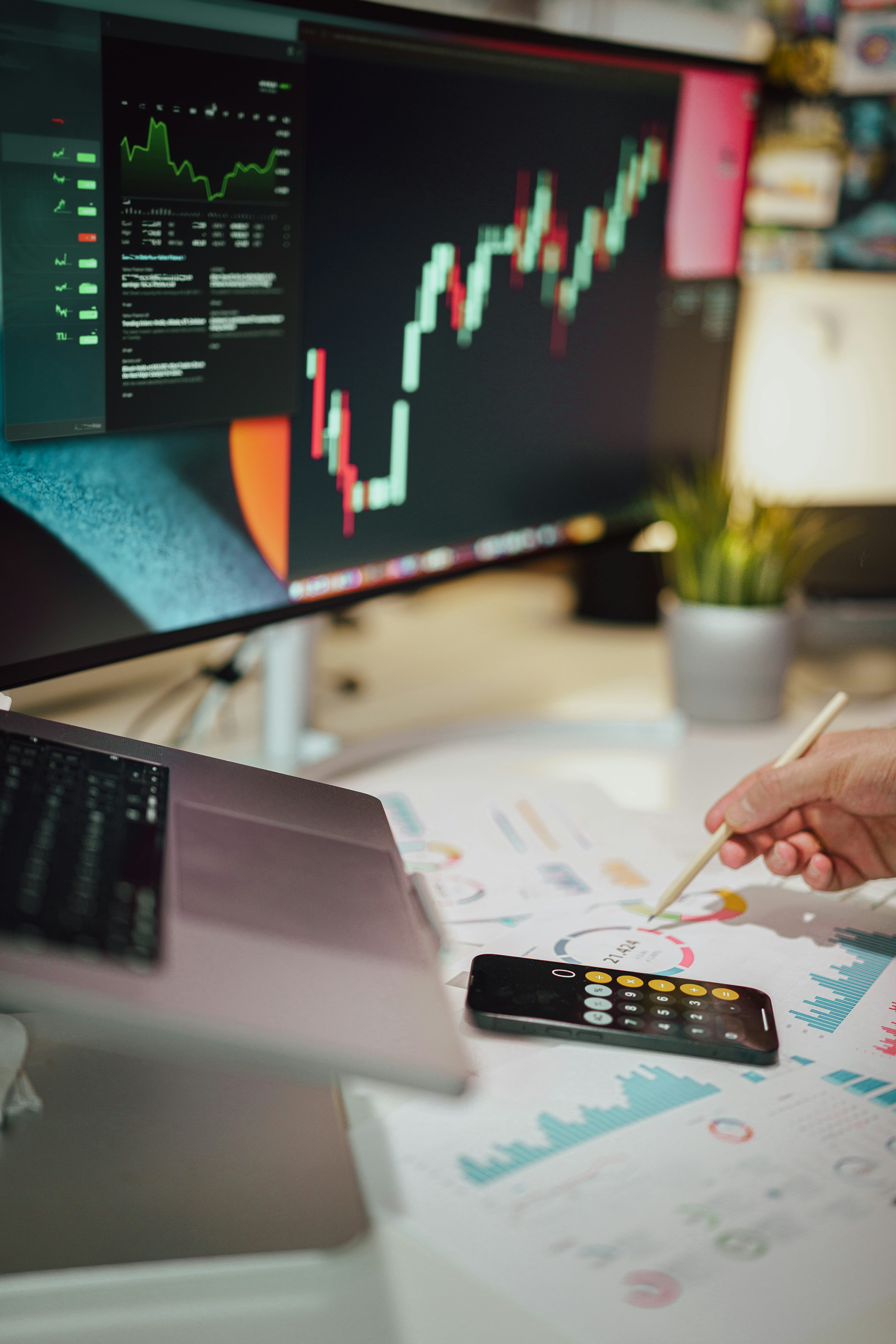 Trade Spotlight: How should you trade Olectra Greentech, Godawari Power, Aditya Birla Capital, RCF, Pidilite Industries, Netweb, and others on August 25?