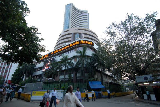 India stock markets seen volatile ahead of Fed policy; ITC, SBI in focus
