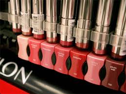 Revlon creditors challenge 2020 loan transactions 