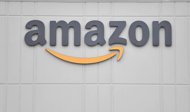 Amazon to airlift 10,000 oxygen concentrators and BiPAP machines into India