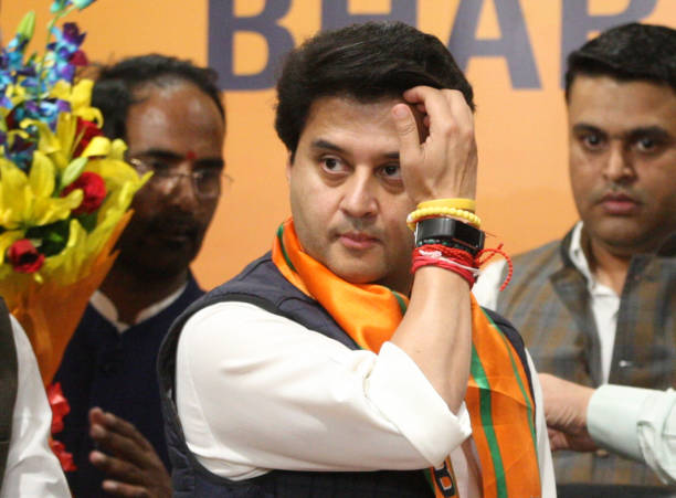 Jyotiraditya Scindia cuts short his tour to leave for Delhi amid cabinet expansion buzz