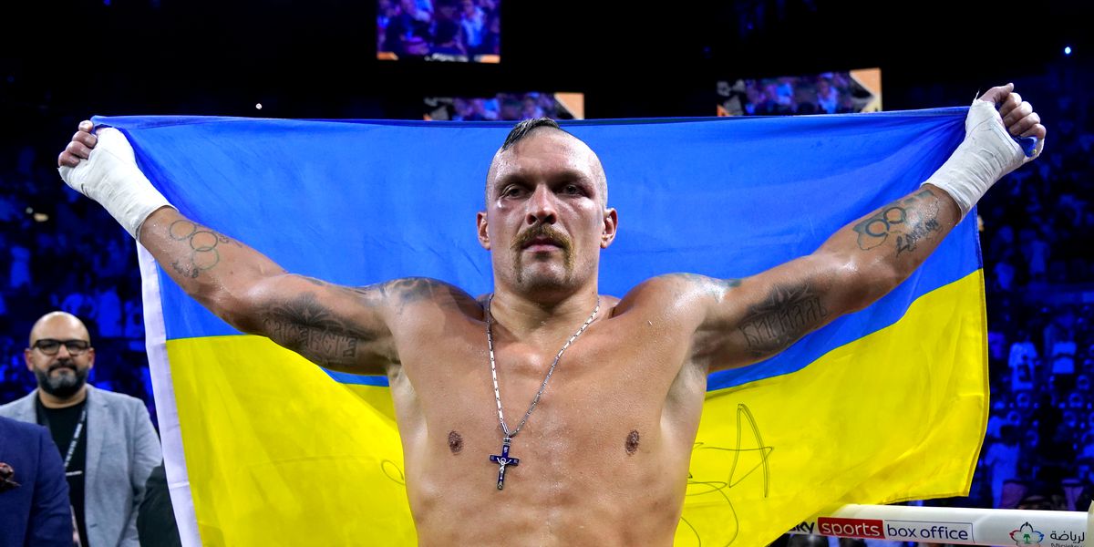 Ukraine’s Oleksandr Usyk wins dramatic rematch with Anthony Joshua to retain heavyweight titles