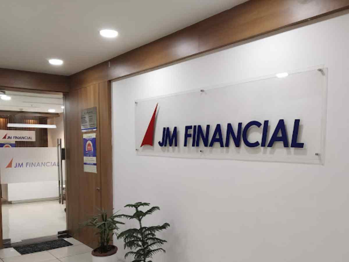 JM Financial jumps 6% as RBI lifts curbs on financing against shares